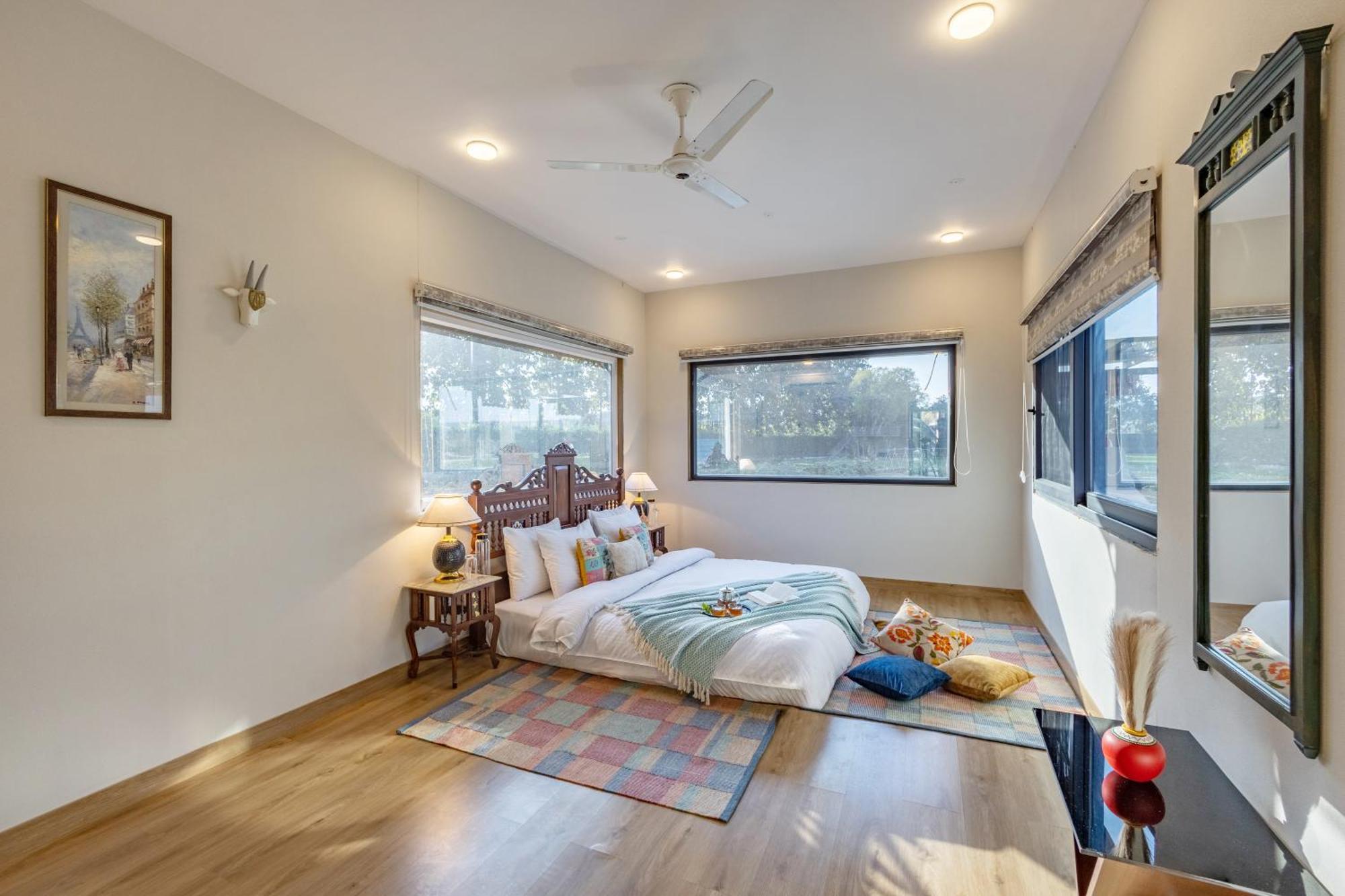 Dhauj Elivaas Hidden Oasis 4Bhk With Pool, Mud House & Container Houseヴィラ エクステリア 写真