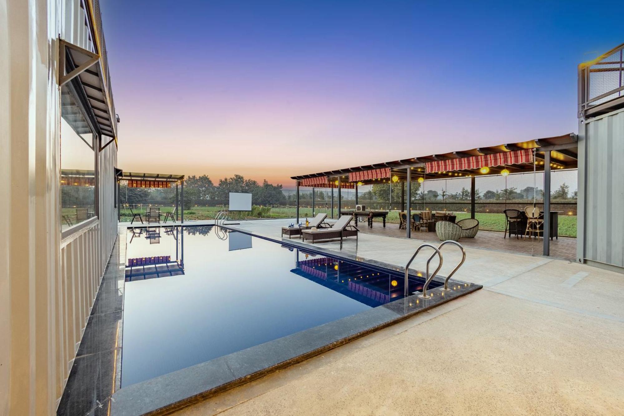 Dhauj Elivaas Hidden Oasis 4Bhk With Pool, Mud House & Container Houseヴィラ エクステリア 写真
