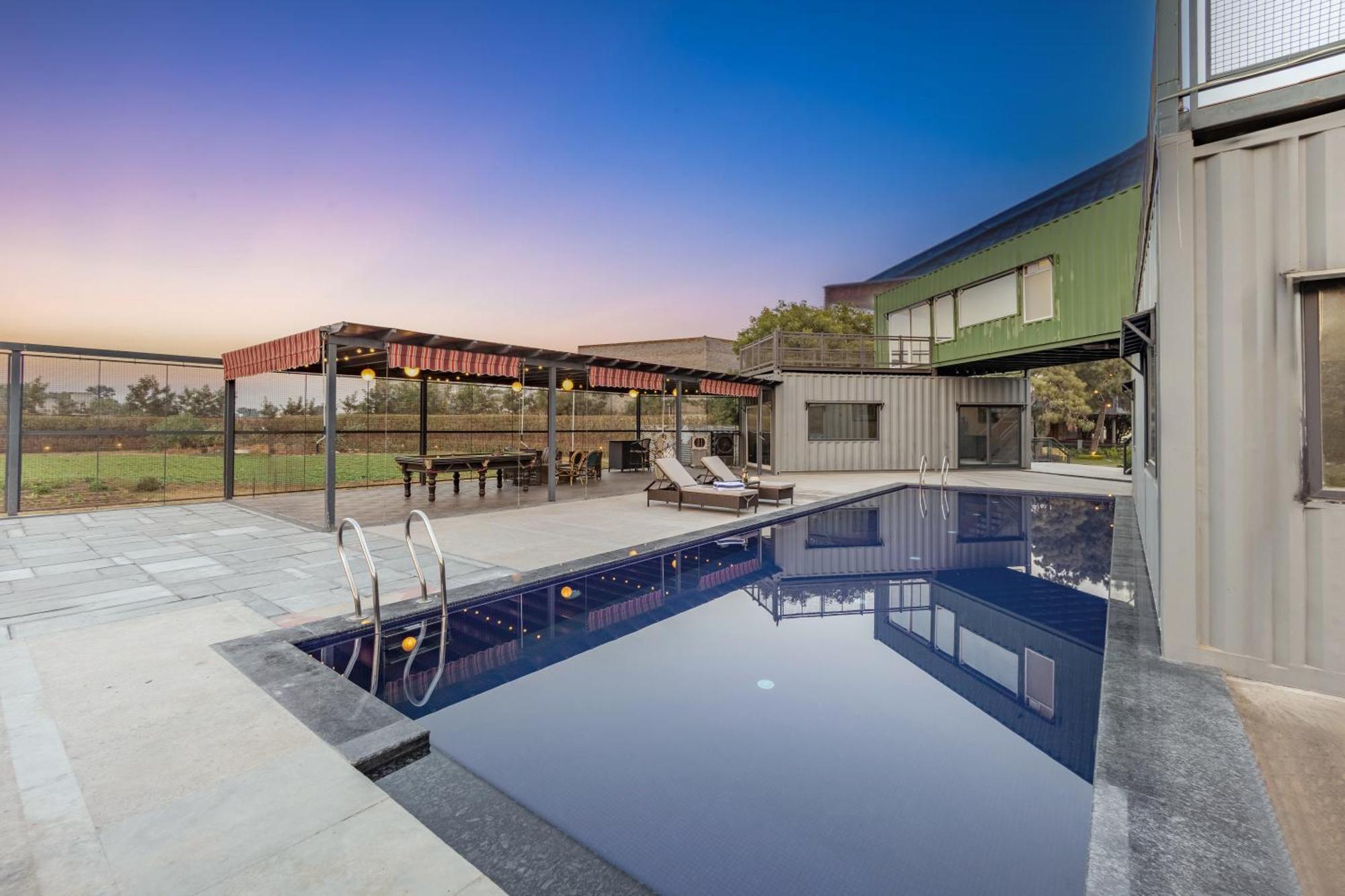 Dhauj Elivaas Hidden Oasis 4Bhk With Pool, Mud House & Container Houseヴィラ エクステリア 写真